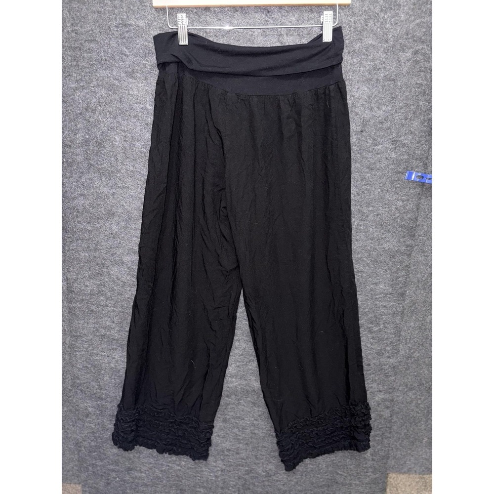 Baik Baik Honolulu Black Cropped Ruffle Bottom Pants Foldover Waist L / XL Rayon - Picture 4 of 8